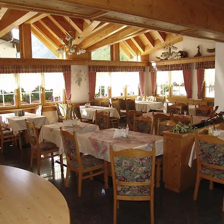 Eden Hotel Saas-Grund