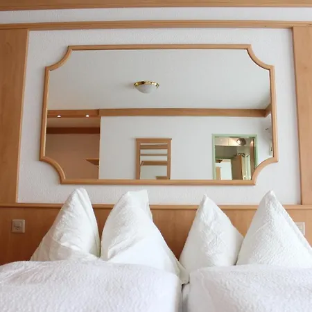 Hotel Eden