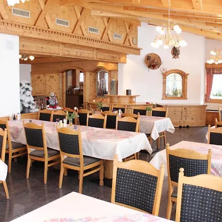 Hotel Eden Saas-Grund
