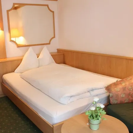 Hotel Eden 3*
